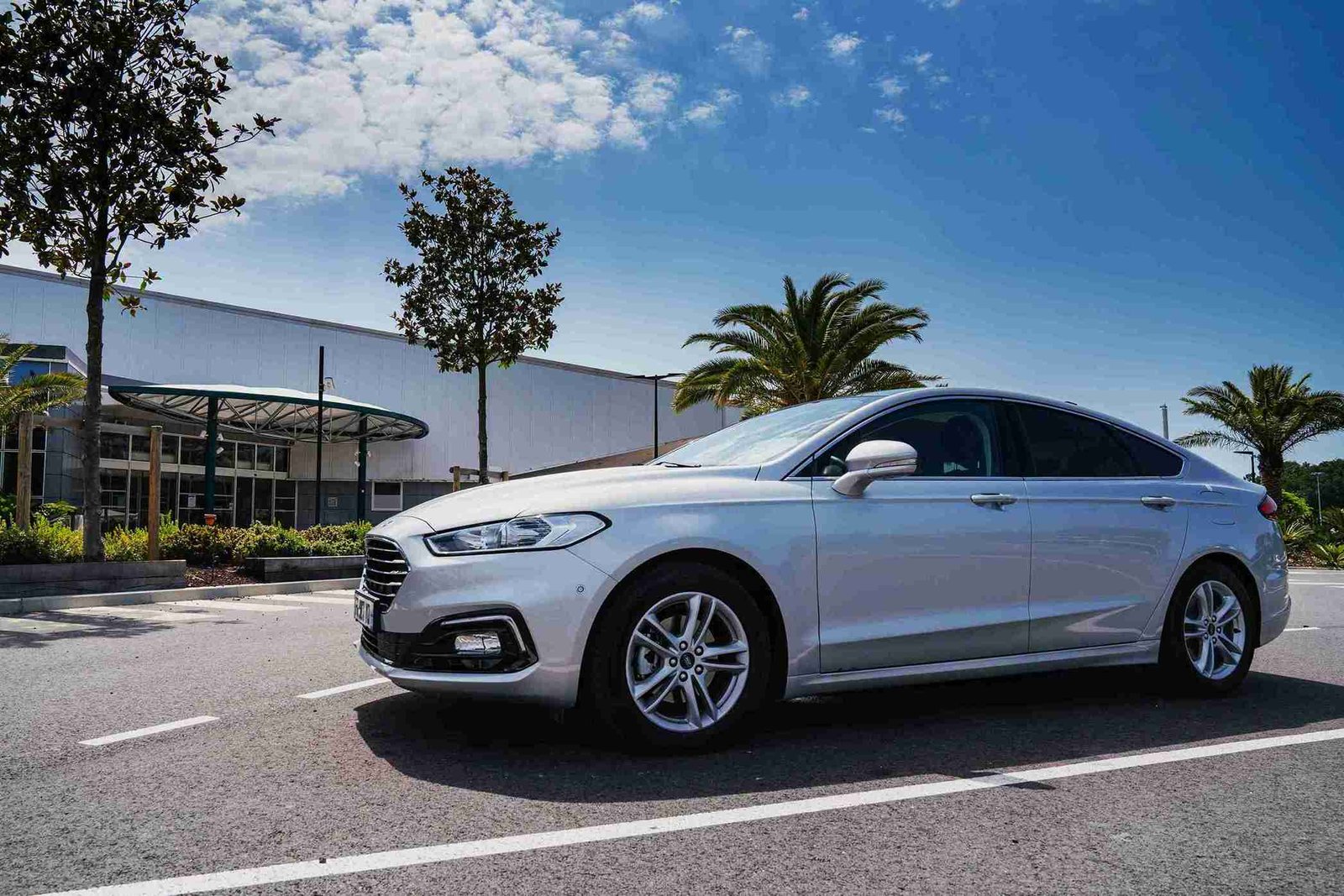 Airport Taxi Services in Chertsey Supporting Frequent Business Flyers Throughout the Year